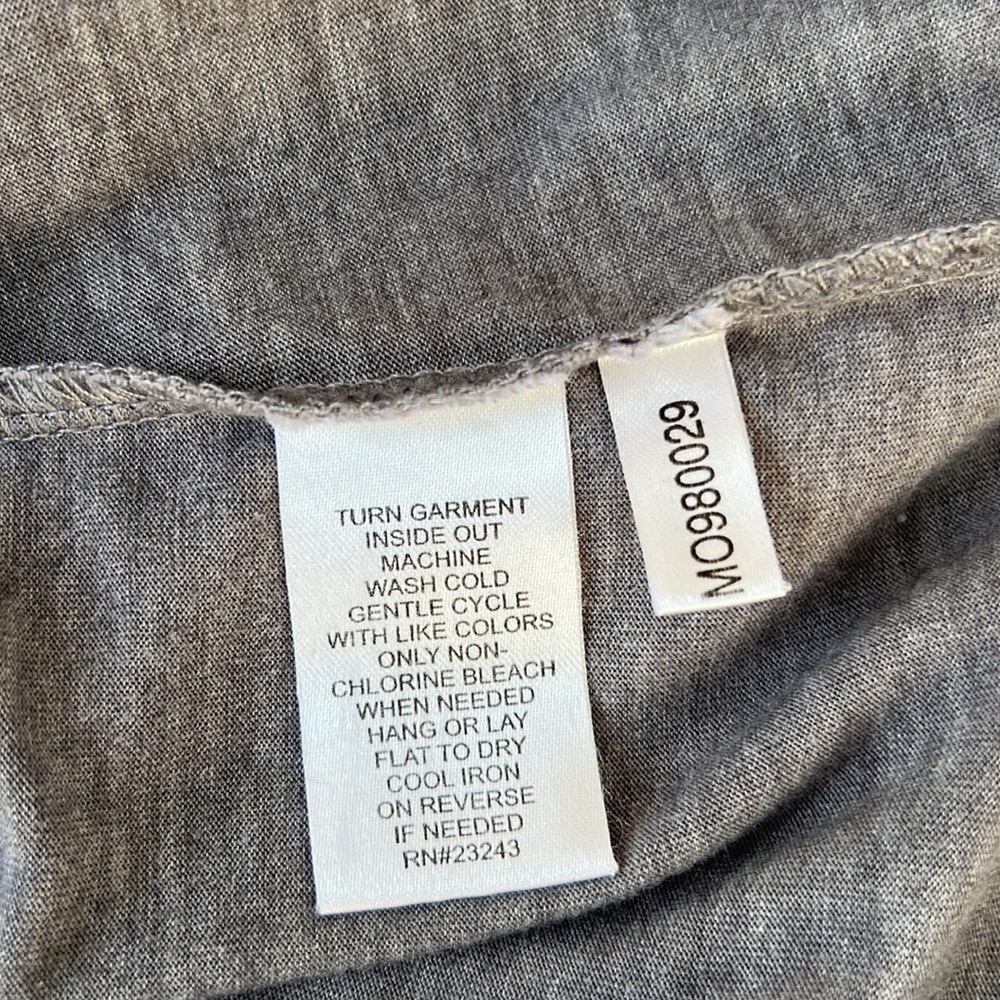 New York & Co heather gray sleeveless top with pleated satin collar and tie - Picture 6 of 6